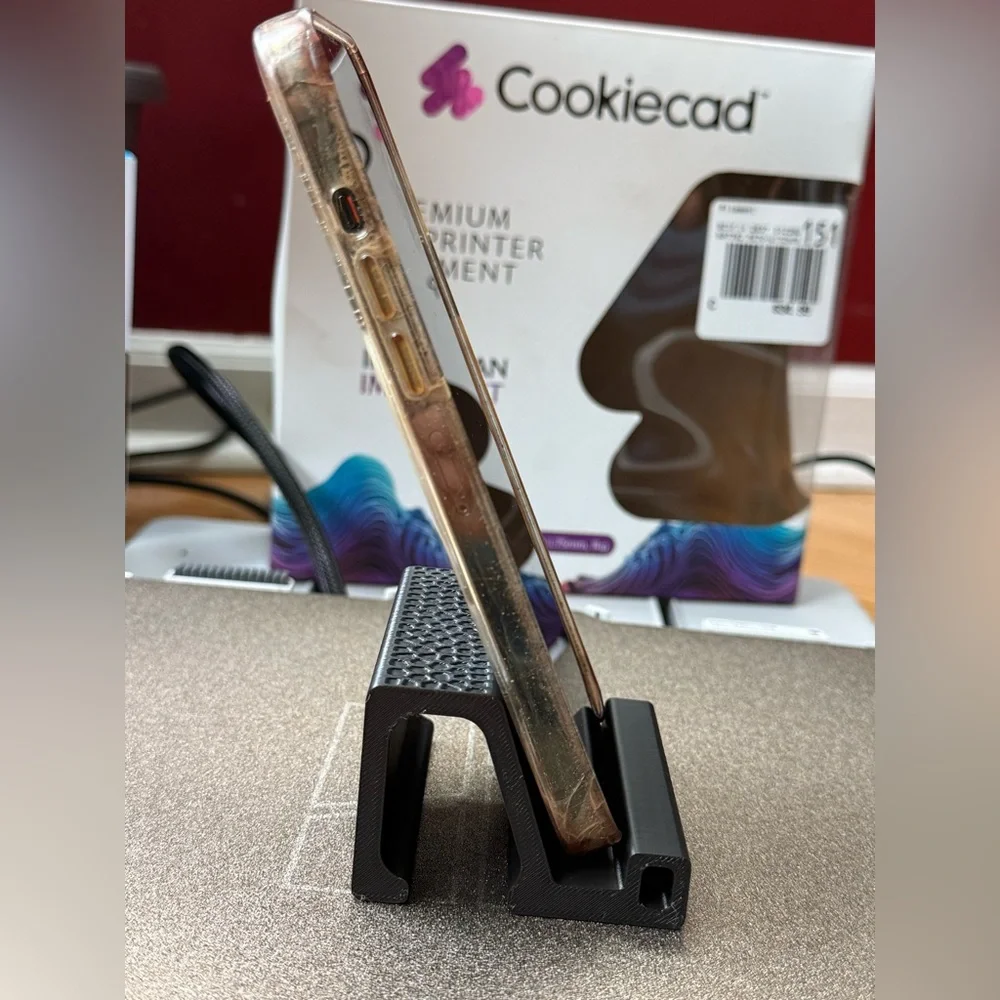 3D Printed Phone Stand Black Cell Phone Holder for Desk Smartphone Desktop Stand